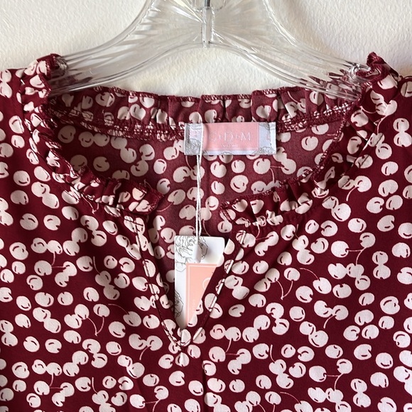 C+D+M Collection Cherry Print Flowy Blouse Balloon Sleeves Ruffle Split Neck - Picture 3 of 16